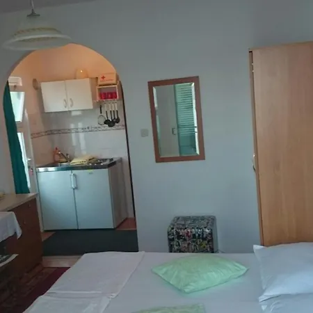 Apartment Adrion Zvg *